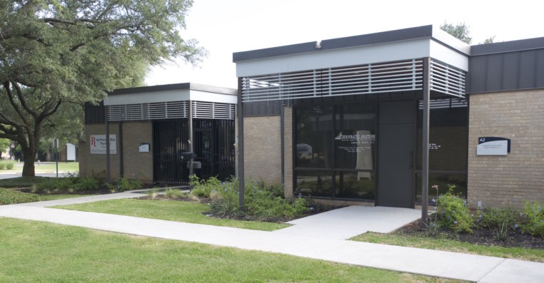 Twelve Oaks Office Entrance by Link Architecture